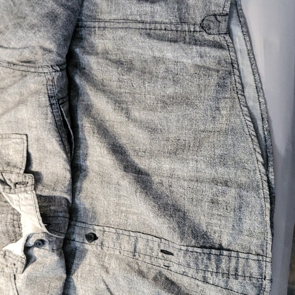 Men's Chapter Cool and Fresh Button Front Shirt - Picture 8 of 9